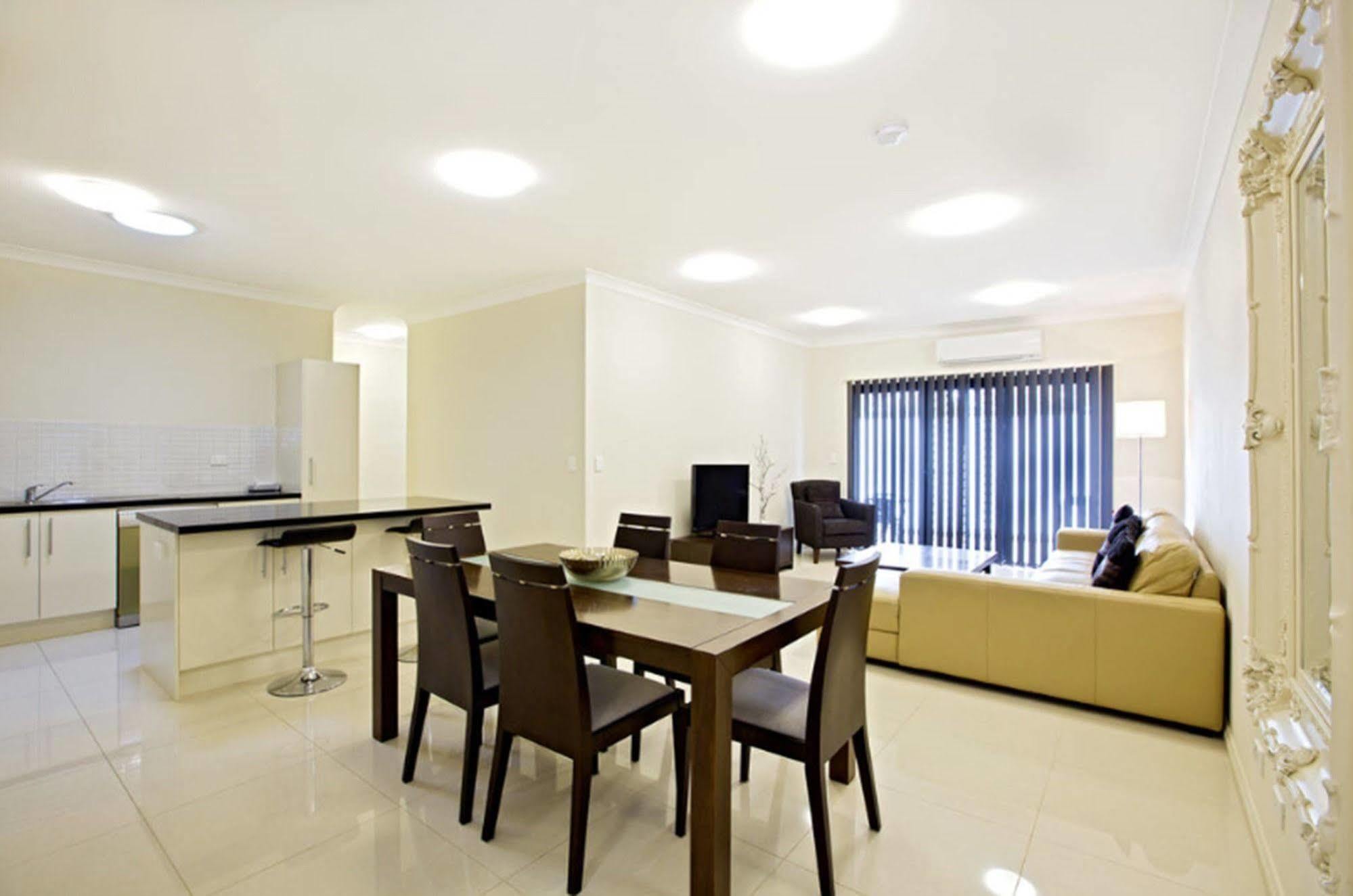 Astina Serviced Apartments - Central Penrith Eksteriør bilde